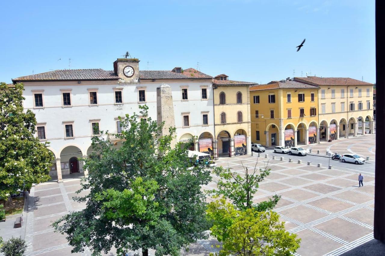 Ferienwohnung Piazza Arnolfo 1932 Colle di Val d'Elsa Exterior foto