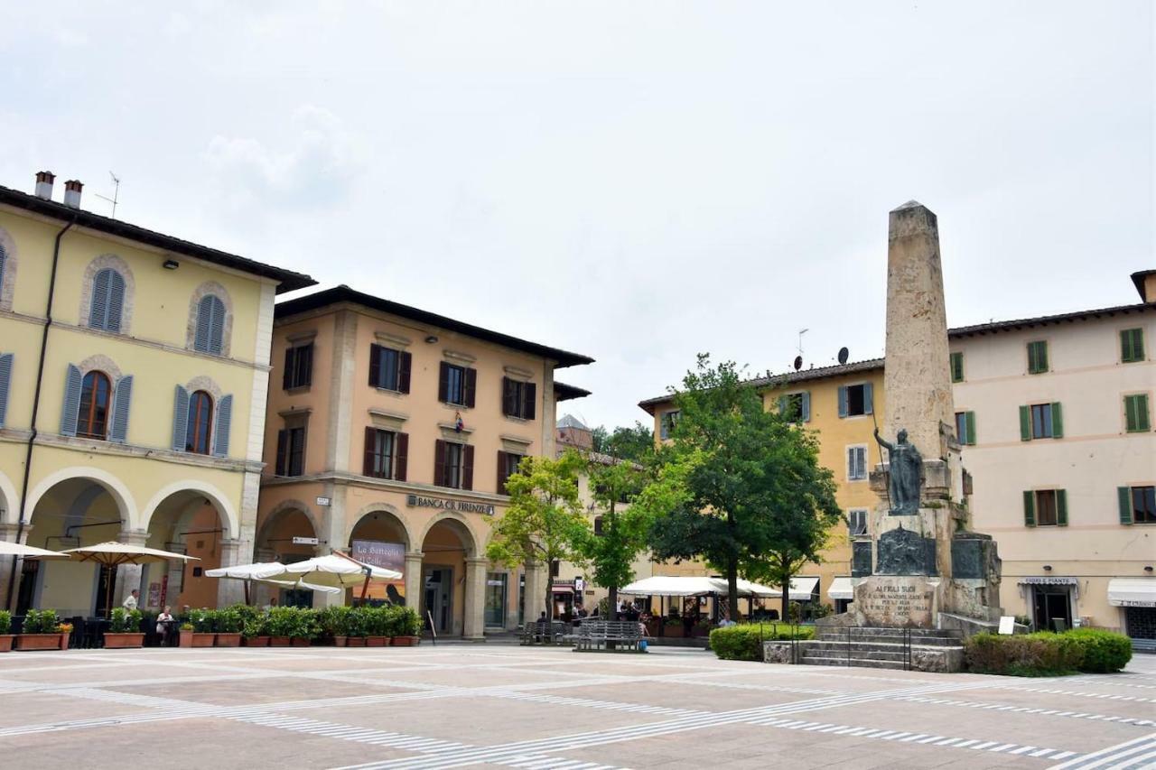 Ferienwohnung Piazza Arnolfo 1932 Colle di Val d'Elsa Exterior foto